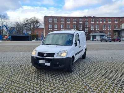Gebraucht Fiat Doblò 101 PS (74 kW) 2008 Weiß Van / Kleinbus