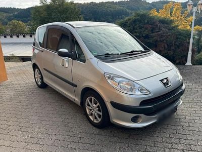 Peugeot 1007