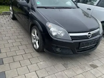 Gebraucht Opel Astra Sport 125 PS (91 kW) 2004 Limousine