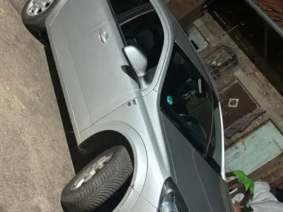 Gebraucht Opel Astra 110 PS (80 kW) 2010 Silber Kombi