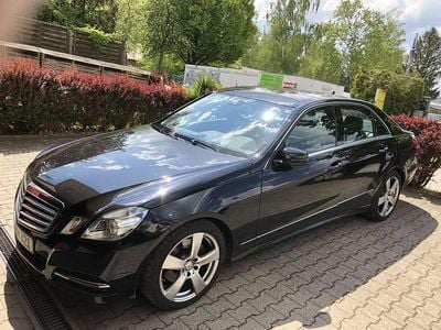 Gebraucht Mercedes E250 Avantgarde 204 PS (150 kW) 2013 Schwarz Limousine