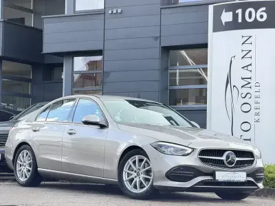 Gebraucht Mercedes C200 163 PS (119 kW) 2023 Mojavesilber metalliclack Limousine