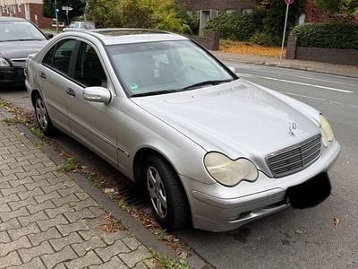 Mercedes C180