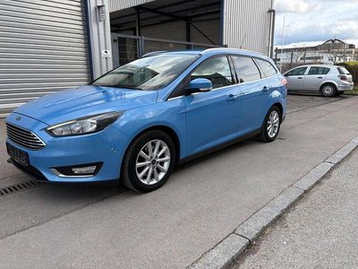 Gebraucht Ford Focus Titanium 150 PS (110 kW) 2016 Blau Kombi