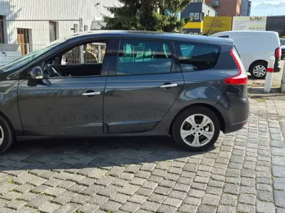 Gebraucht Renault Scénic III Expression 131 PS (96 kW) 2011 Schwarz Kombi