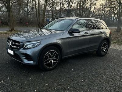 Gebraucht Mercedes GLC250 AMG line 211 PS (155 kW) 2019 Grau SUV
