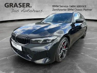 Gebraucht BMW 320 M Sport 190 PS (139 kW) 2025 Schwarz Kombi