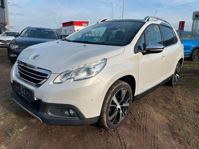 gebraucht Peugeot 2008 Allure 1.2 e-THP/PureTech Pano Navi Leder