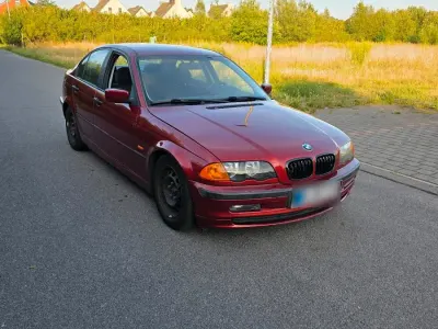 Gebraucht BMW 318 118 PS (86 kW) 2000 Rot Limousine