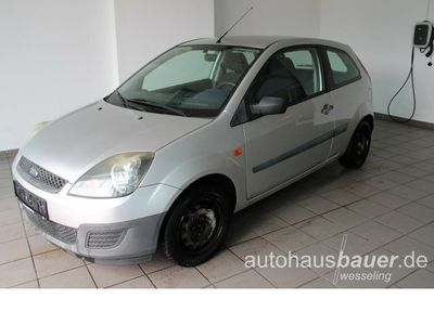 Gebraucht Ford Fiesta Ambiente 69 PS (50 kW) 2006 Silber Kleinwagen