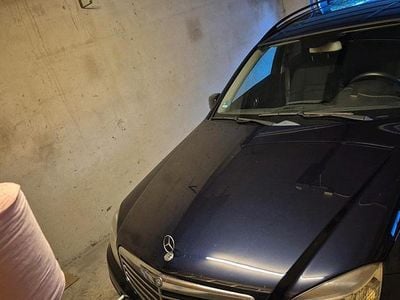 Mercedes C220