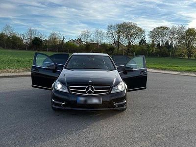 Begagnad Mercedes 220 170 HK (125 kW) 2013 Svart Sedan