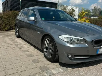 Usata BMW 530 258 CV (189 kW) 2011 Grigio Station wagon