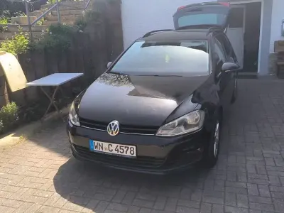 Gebraucht VW Golf VII Comfortline 105 PS (77 kW) 2013 Schwarz Kombi
