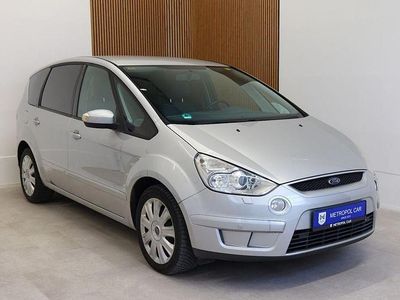 Silber Gebraucht 2007 Ford S-MAX Trend Van / Kleinbus | 6.490 € (Teuer)