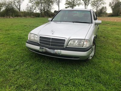 Mercedes C180