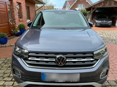 Gebraucht VW T-Cross Move 95 PS (69 kW) 2023 Grau SUV
