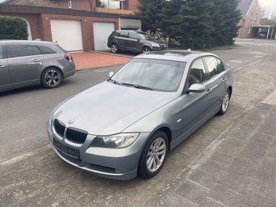 gebraucht BMW 318 i - E90