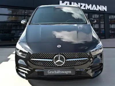 Second-hand Mercedes B180 AMG 136 CP (100 kW) 2026 Alb Monovolum