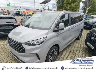 Neu Ford Tourneo Titanium X 170 PS (125 kW) 2026 Magneticgraumetallic Van / Kleinbus