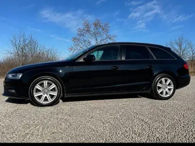 Gebraucht Audi A4 Ambiente 245 PS (180 kW) 2012 Schwarz Kombi