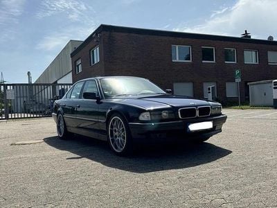 BMW 735