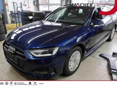 Gebraucht Audi A4 Advanced Plus 150 PS (110 kW) 2022 Navarrablau metallic Kombi