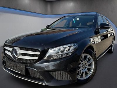 Gebraucht Mercedes C180 122 PS (89 kW) 2019 Schwarz Limousine