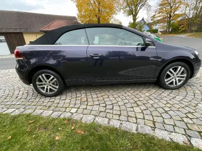 Gebraucht VW Golf Cabriolet 105 PS (77 kW) 2012 Violet Cabrio