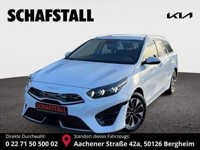 Gebraucht Kia Ceed Sportswagon Spirit 141 PS (103 kW) 2021 Weiss (casa white) Kombi
