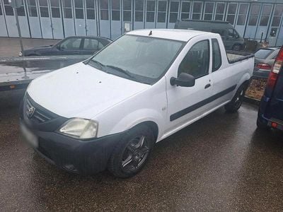 Gebraucht Dacia Logan Pick-Up 87 PS (63 kW) 2009 Weiß Pickup