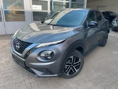 Gebraucht Nissan Juke N-Connecta 114 PS (83 kW) 2025 Grau SUV