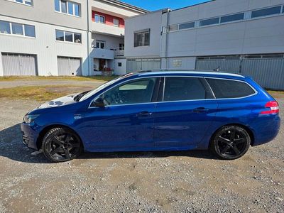 Gebraucht Peugeot 308 SW GT-line 150 PS (110 kW) 2017 Blau Kombi