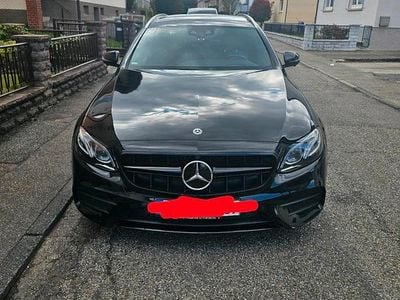 Usata Mercedes E400 333 CV (244 kW) 2017 Nero Station wagon
