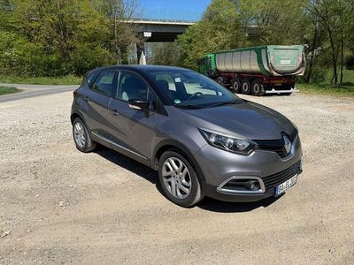 Second-hand Renault Captur Experience 90 CP (66 kW) 2016 Gri SUV