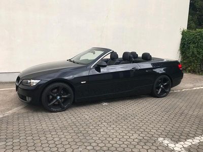 Gebraucht BMW 325 Cabriolet Sport Line 197 PS (144 kW) 2009 Schwarz Cabrio