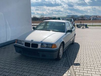 gebraucht BMW 318 e36 i Limousine