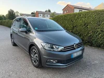 Gebraucht VW Touran Sound 116 PS (85 kW) 2017 Grau Van / Kleinbus