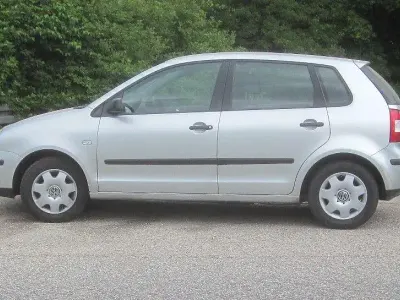 Gebraucht VW Polo Basis 64 PS (47 kW) 2005 Silber Kleinwagen