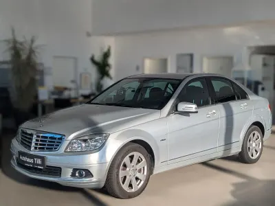 Gebraucht Mercedes C180 Elegance 156 PS (114 kW) 2009 Silber Limousine