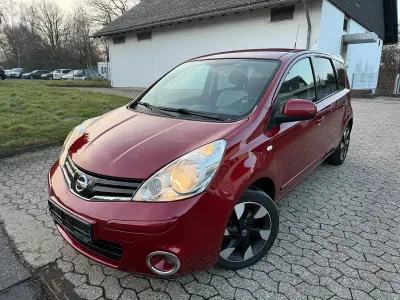 Usata Nissan Note I-Way 90 CV (66 kW) 2012 Rosso Utilitaria