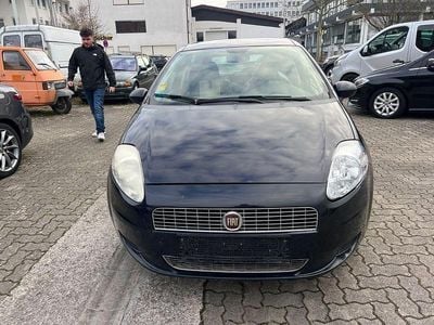 Gebraucht Fiat Grande Punto Active 77 PS (56 kW) 2009 Blau Kleinwagen