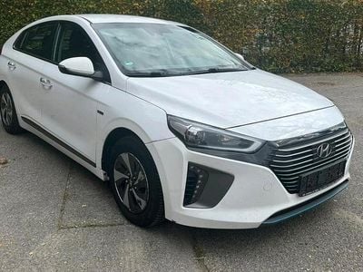 Gebraucht Hyundai Ioniq 141 PS (103 kW) 2017 Weiß Kleinwagen