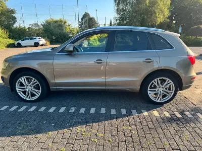 Gebraucht Audi Q5 240 PS (176 kW) 2009 Gold SUV