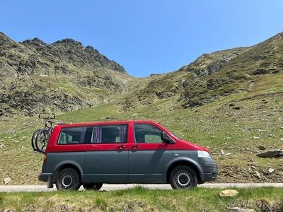 Gebraucht VW T5 2009 Rot Van