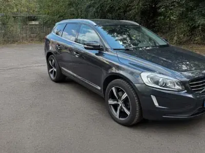Gebraucht Volvo XC60 Momentum 215 PS (158 kW) 2014 Grau SUV
