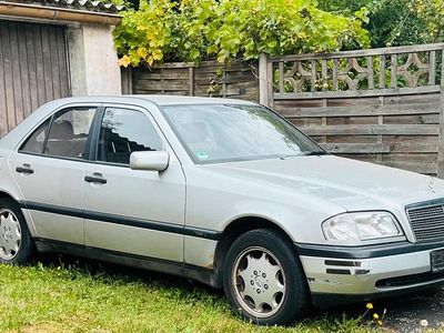 Mercedes C180