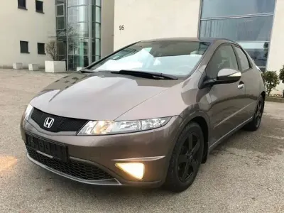 Gebraucht Honda Civic 140 PS (102 kW) 2011 Braun Limousine