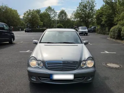 Gebraucht Mercedes C200 163 PS (119 kW) 2004 Grau Limousine