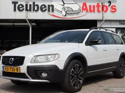 Gebraucht Volvo XC70 Inscription 220 PS (161 kW) 2016 Weiß Kombi
